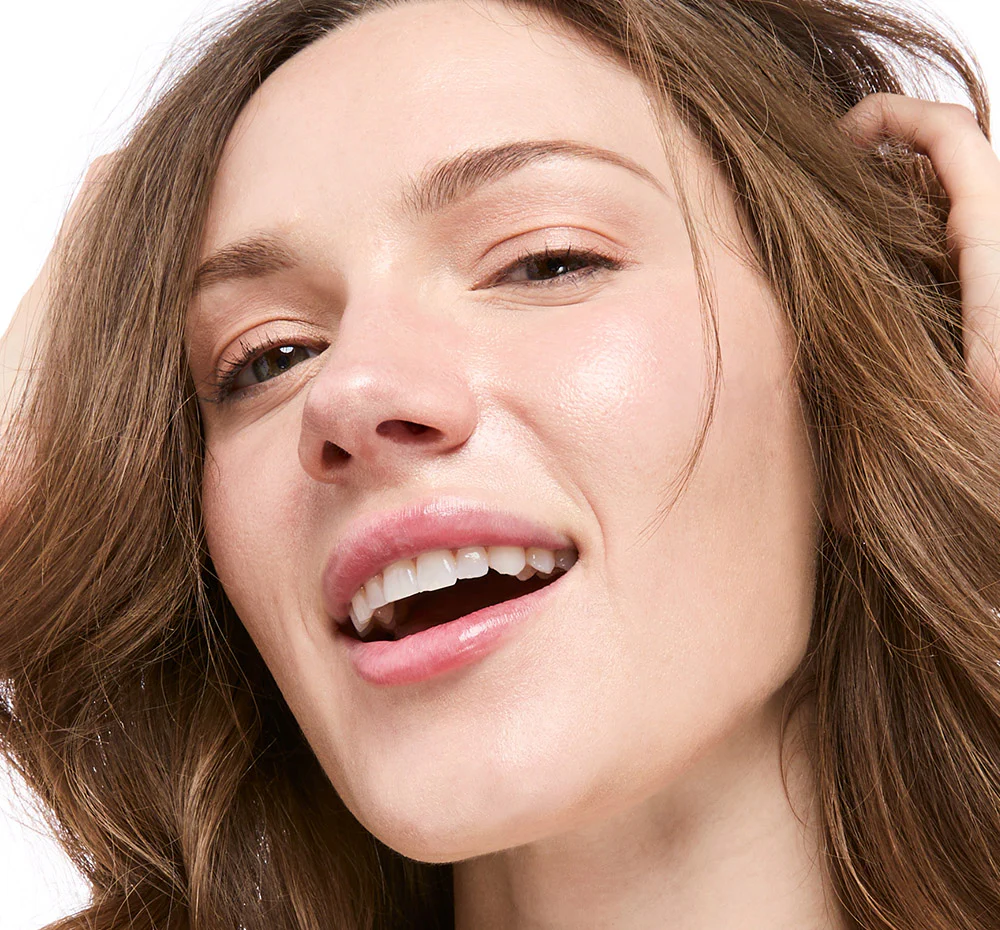 Tint-sational™ Sheer Skin-Perfecting Serum - Image 12